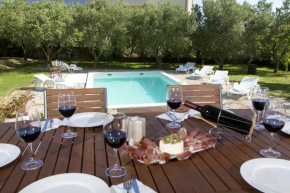 Spacious Villa in Solin, Pool
